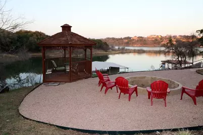 25420 Cove Drive, Spicewood, TX 78669 - Photo 35