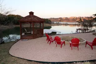 25420 Cove Dr, Spicewood, TX 78669 - Photo 35