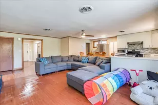 500 Blackjack St, Lockhart, TX 78644 - Photo 9