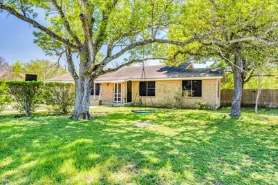 500 Blackjack Street, Lockhart, TX 78644 - Photo 3