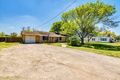 500 Blackjack Street, Lockhart, TX 78644 - Photo 5