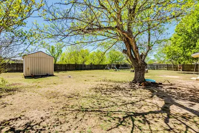 500 Blackjack Street, Lockhart, TX 78644 - Photo 23