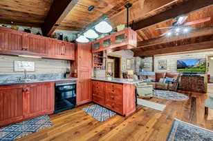 900 Box Canyon Rd, Wimberley, TX 78676 - Photo 11