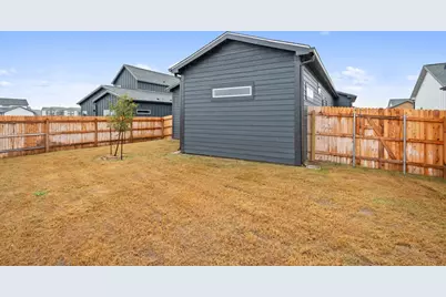 2027 Applewood Drive, Lockhart, TX 78644 - Photo 37