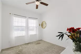 517 Halfmoon Dr, Lockhart, TX 78644 - Photo 7