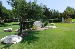 2670 Ravenwood Dr, Round Rock, TX 78665 - Photo 37