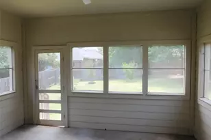 2670 Ravenwood Dr, Round Rock, TX 78665 - Photo 21