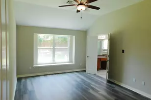 2670 Ravenwood Dr, Round Rock, TX 78665 - Photo 13
