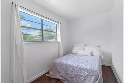 1013 N Colorado Street, Lockhart, TX 78644 - Photo 17