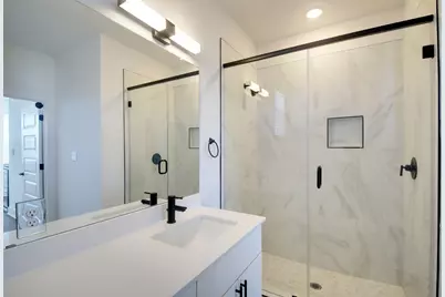 7601 Carver Avenue #1B, Austin, TX 78752 - Photo 9