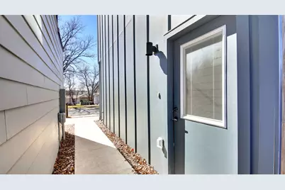 7601 Carver Avenue #1B, Austin, TX 78752 - Photo 11