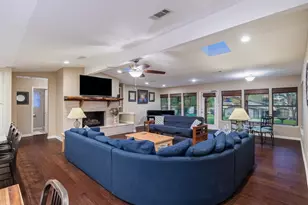 206 E Pheasant Rd, Highland Haven, TX 78654 - Photo 5