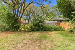 505 Lee St, Smithville, TX 78957 - Photo 25