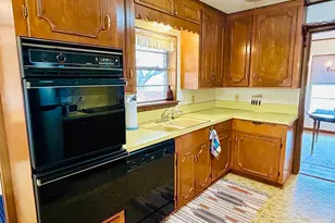 1040 Hwy 80 E, Nixon, TX 78140 - Photo 9