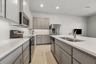 13001 Hymeadow Dr, Austin, TX 78729 - Photo 5
