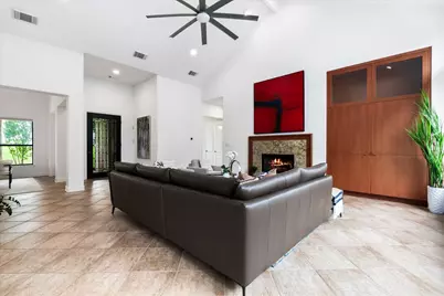 37 Autumn Oaks Drive, The Hills, TX 78738 - Photo 5
