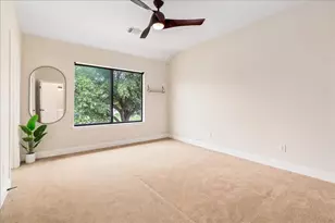 37 Autumn Oaks Dr, The Hills, TX 78738 - Photo 27