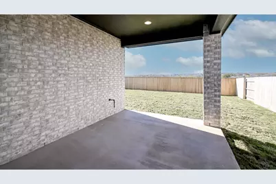 684 Bay Breeze Drive, Kyle, TX 78640 - Photo 11