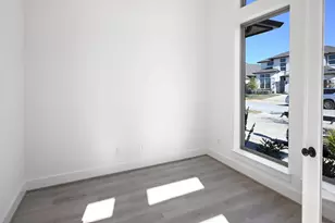 684 Bay Breeze Dr, Kyle, TX 78640 - Photo 25