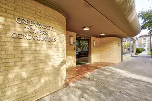 1800 Lavaca St, Austin, TX 78701 - Photo 3