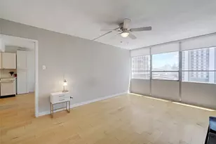 1800 Lavaca St, Austin, TX 78701 - Photo 13