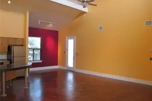 911 Keith Ln, Austin, TX 78705 - Photo 3