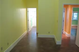 911 Keith Ln, Austin, TX 78705 - Photo 13