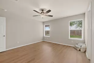 211 Lidell St, Hutto, TX 78634 - Photo 15