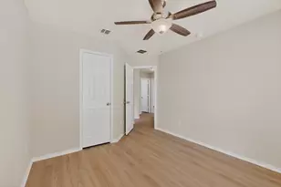 211 Lidell St, Hutto, TX 78634 - Photo 25