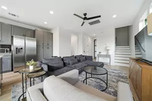 2216 Yellow Jacket Ln, Austin, TX 78741 - Photo 25