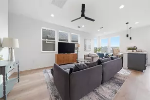 2216 Yellow Jacket Ln, Austin, TX 78741 - Photo 31