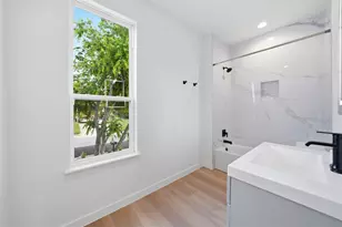 2216 Yellow Jacket Ln, Austin, TX 78741 - Photo 11