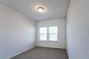 136 Holmby Dr, Hutto, TX 78634 - Photo 5