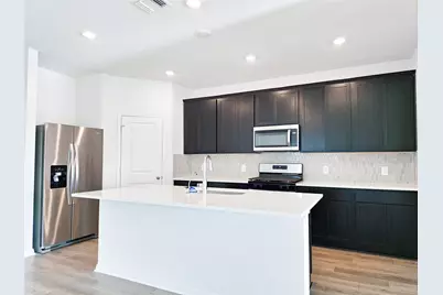 136 Holmby Drive, Hutto, TX 78634 - Photo 9