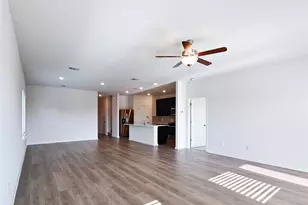 136 Holmby Dr, Hutto, TX 78634 - Photo 15