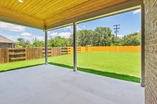 262 Muddy Crk Wy, Kyle, TX 78640 - Photo 25