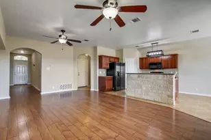 507 Teron Dr, San Marcos, TX 78666 - Photo 5