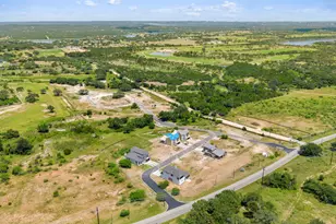 711 N Paleface Ranch Rd, Spicewood, TX 78669 - Photo 31