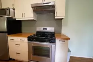 304 E 33rd St, Austin, TX 78705 - Photo 3