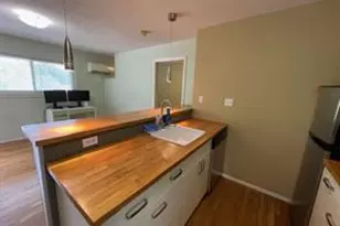 304 E 33rd St, Austin, TX 78705 - Photo 5