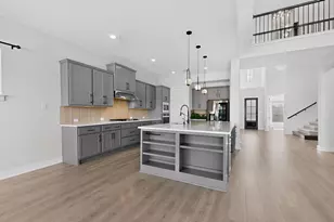305 Palatino Bend, Liberty Hill, TX 78642 - Photo 11