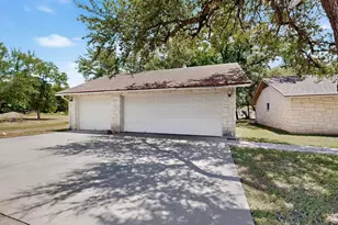 1002 Adventure Ln, Cedar Park, TX 78613 - Photo 35