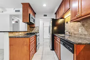 407 E 45th St, Austin, TX 78751 - Photo 9