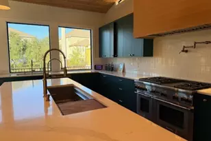 143 Emmanuelle Ct, Dripping Springs, TX 78620 - Photo 13