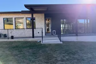 143 Emmanuelle Ct, Dripping Springs, TX 78620 - Photo 31