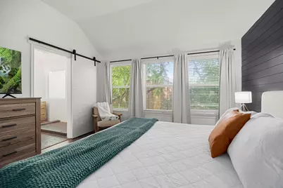 1812 Village Oak Court, Austin, TX 78704 - Photo 29