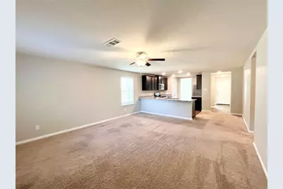 1033 Riverdale Cove, Jarrell, TX 76537 - Photo 11