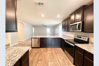 1033 Riverdale Cove, Jarrell, TX 76537 - Photo 3