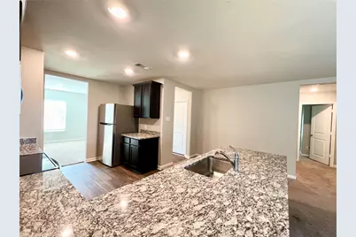 1033 Riverdale Cove, Jarrell, TX 76537 - Photo 9