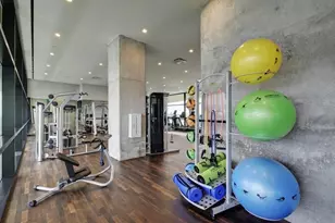 70 Rainey St, Austin, TX 78701 - Photo 37